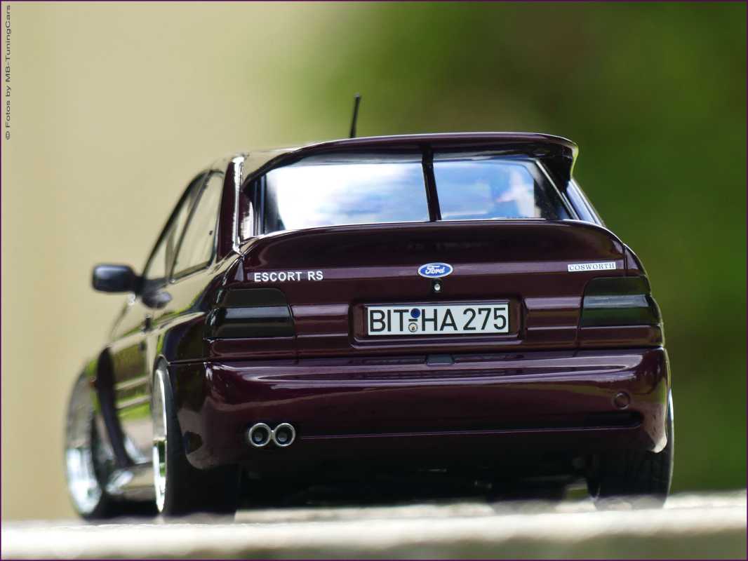 1:18 Ford Escort Cosworth 1992 Purple metallic + BBS RS = mit OVP